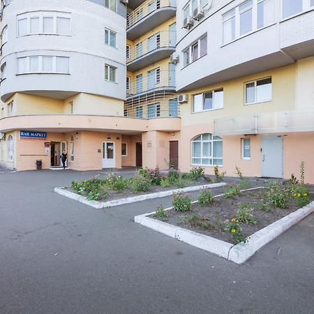 Apartments On Darnitsa Киев Екстериор снимка