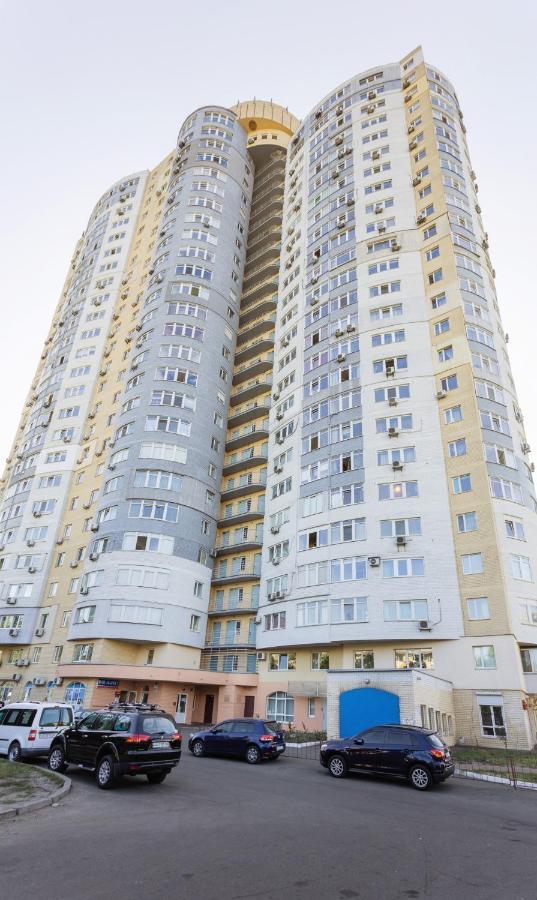 Apartments On Darnitsa Киев Екстериор снимка