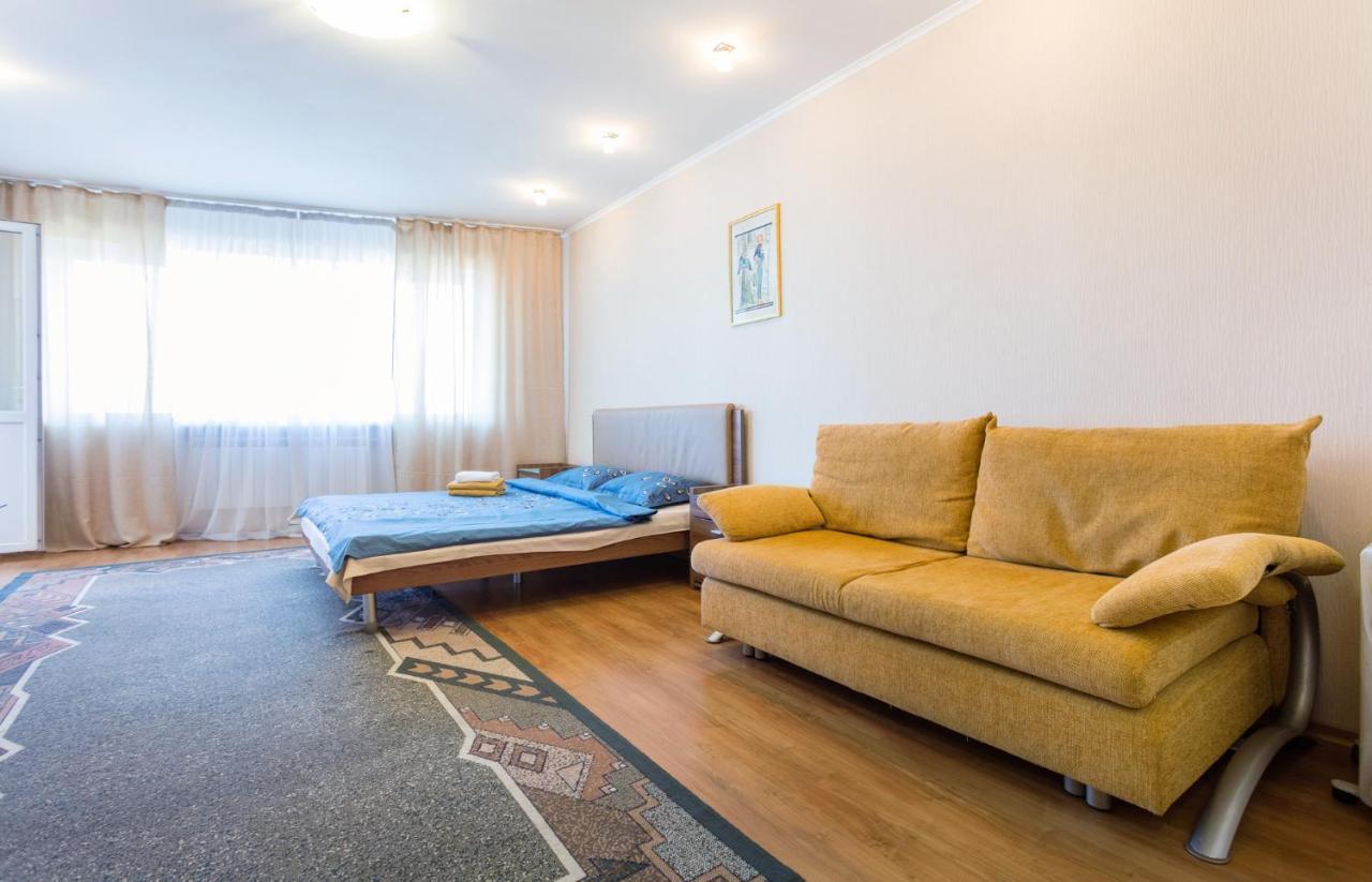 Apartments On Darnitsa Киев Стая снимка